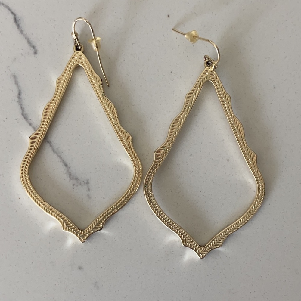 Kendra Scott earrings in gold